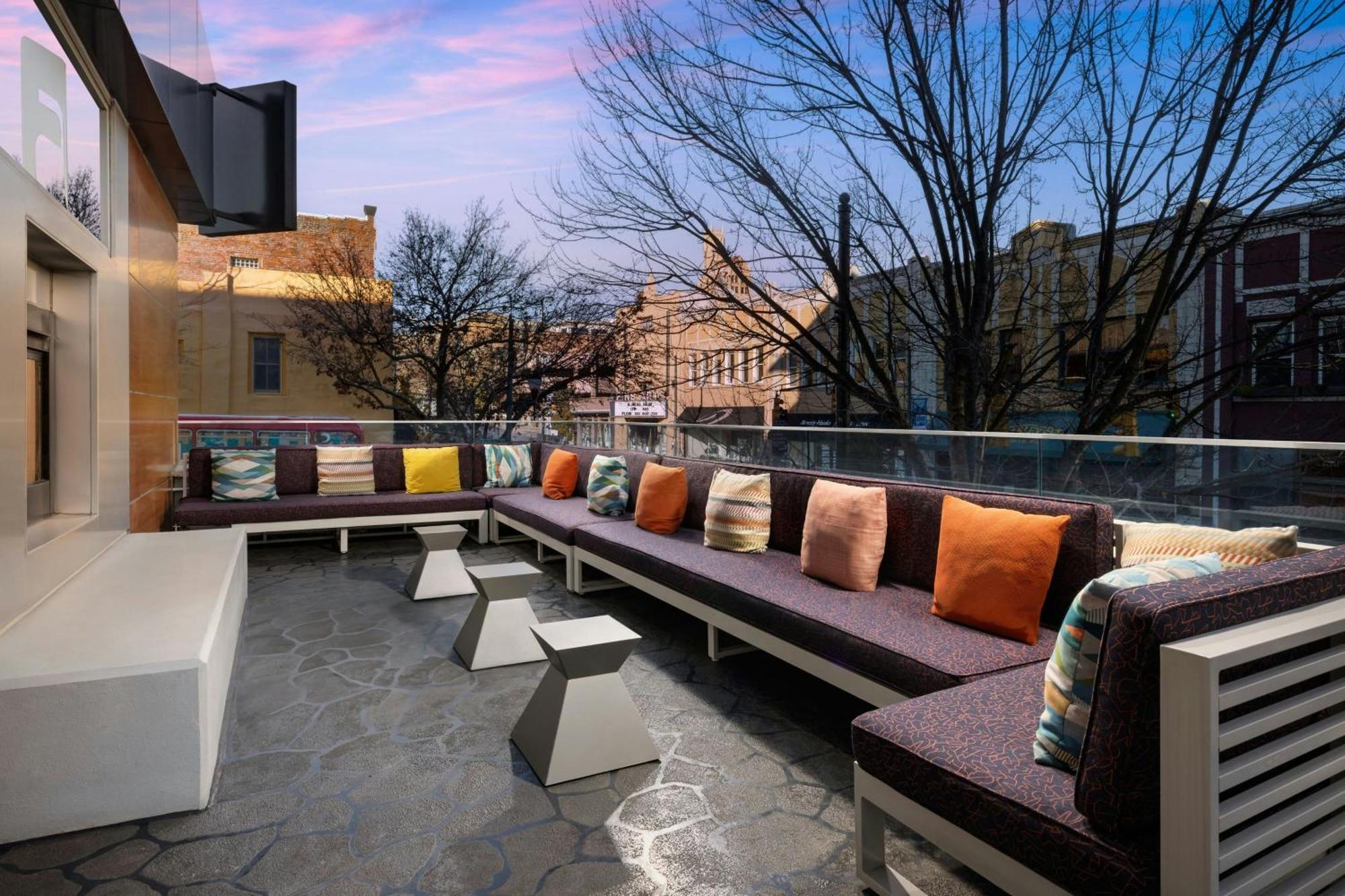 Aloft Asheville Downtown Exterior foto